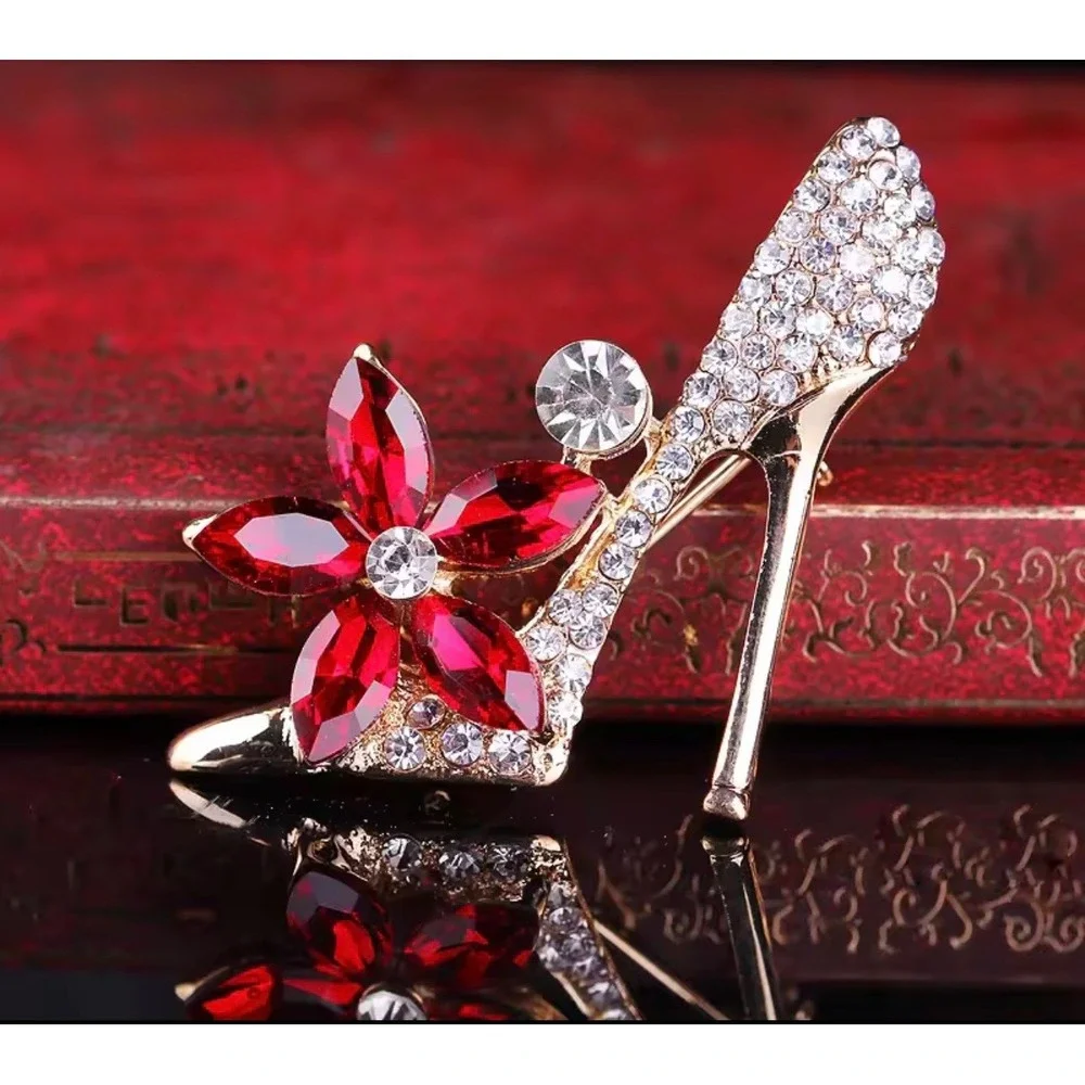 Red Crystal Flower High Heel Brooch Gold Tone Rhinestone Stiletto Pin Accessory